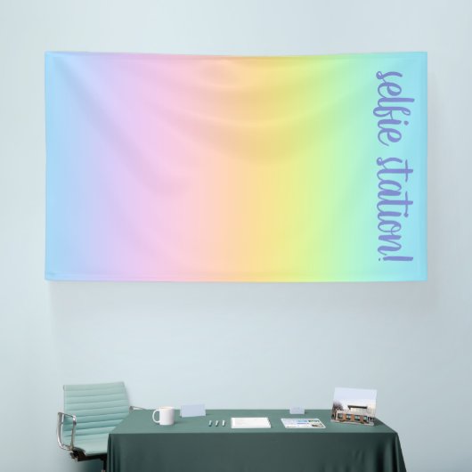 Station Pastel Rainbow Gradient Selfie Banner (Messe)