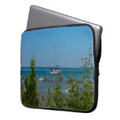 Stationiert bei Mackinac Laptopschutzhülle (Vorderseite Links)