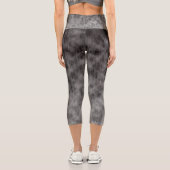 Statische Trauer Capri Leggings (Rückseite)