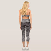 Statische Trauer Capri Leggings (Rückseite)