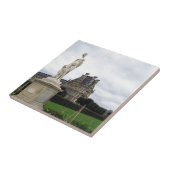 Statue am Louvre Grounds Fliese (Seite)