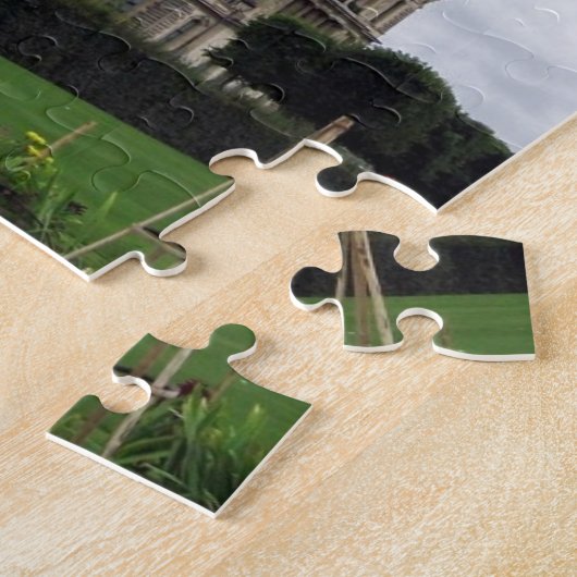 Statue am Louvre Grounds Puzzle (Seite)