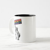 Statue der Freiheit Feministengeschenk Zweifarbige Tasse (Vorderseite Links)