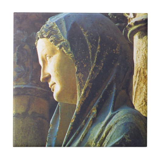 Statue der Jungfrau Mary Fliese (Vorderseite)