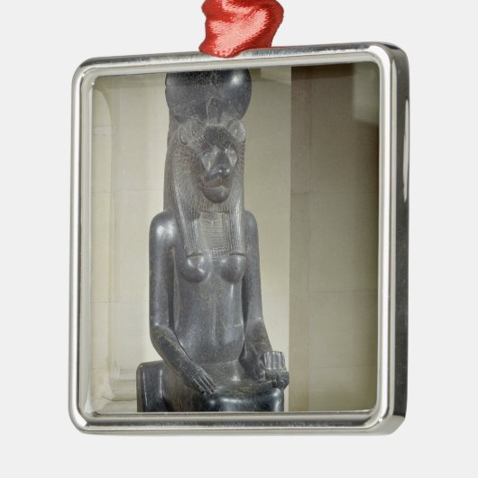 Statue der Löwe-köpfigen Göttin Sekhmet, vom Th Silbernes Ornament (Links)