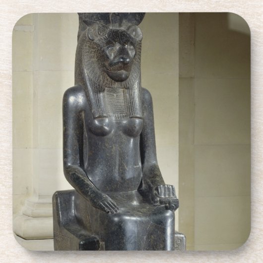 Statue der Löwe-köpfigen Göttin Sekhmet, vom Th Untersetzer (Vorderseite)