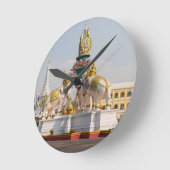 Statue der rosa Elefanten Bangkok Thailand Runde Wanduhr (Winkel)