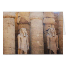 Statue des Pharaos Ramses II, der Luxor-Tempel