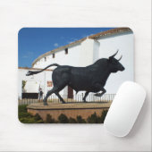 Statue eines Stiers in Ronda, Spanien Mousepad (Mit Mouse)