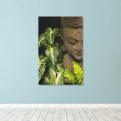 Statue in einem Garten: Chiang Mai, Thailand Leinwanddruck (Insitu (Holzboden))