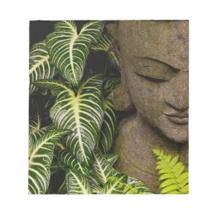 Statue in einem Garten Informationen: Chiang Ma Notizblock