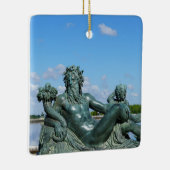Statue La Loire im Garten des Schlosses Versailles Keramikornament (Rechts)