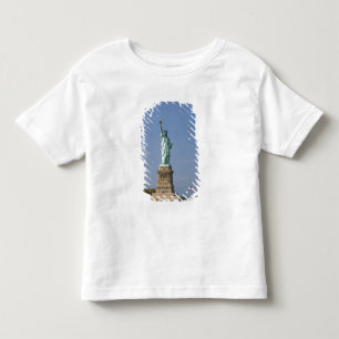 Statue of Liberty auf Liberty Island in New Kleinkind T-shirt