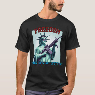 Statue of Liberty Patriotic Sunglasses M4 Rifle  T-Shirt
