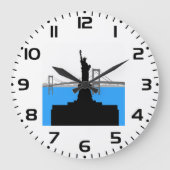 Statue of Liberty Silhouette New York Skyline Große Wanduhr (Vorderseite)