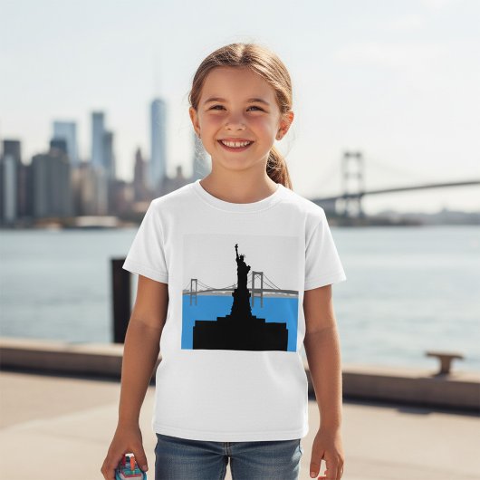 Statue of Liberty Silhouette New York Skyline T-Shirt
