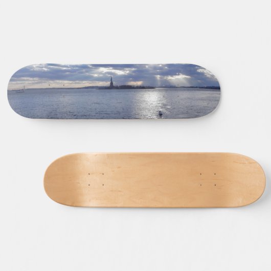 STATUE OF LIBERTY SKATE BOARD DECK SKATEBOARD (Horizontal)