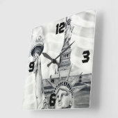 Statue of Liberty Wall Clock Quadratische Wanduhr (Winkel)