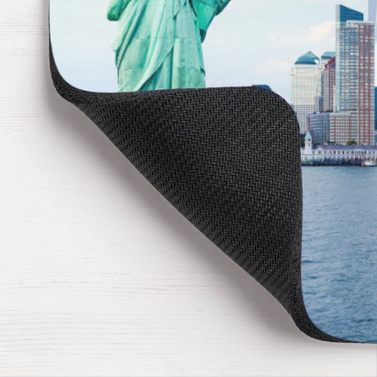 Statue of Liberty with World Trade Center Mousepad (Ecke)