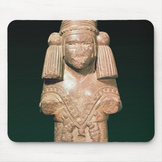 Statue von Coatlicue, von alter Erde und von Mousepad (Vorne)