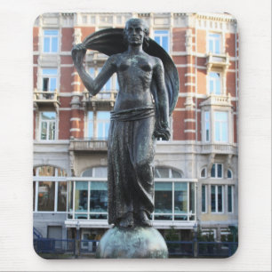 Statue von Dame Fortuna, Amsterdam Mousepad