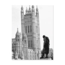 Statue Winston Churchill in London