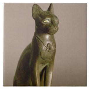 Statuette einer Katze, welche die Göttin Bastet Fliese