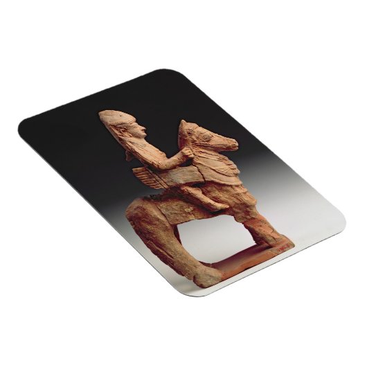 Statuette eines bewaffneten Pferdes, Byblos, 8.-6. Magnet (Rechte Seite)