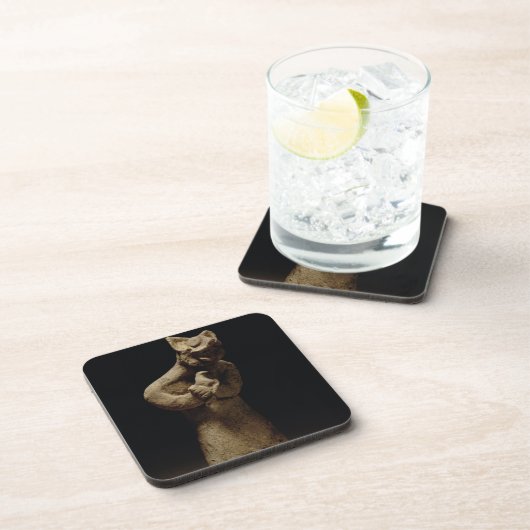 Statuette eines Löwe-Köpfigen Dämons, Getränkeuntersetzer (Rechte Seite)