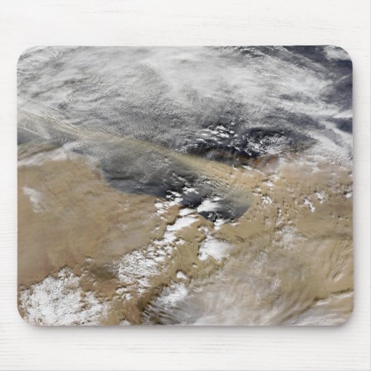 Staub bläst vor der Küste Libyens Mousepad (Vorne)