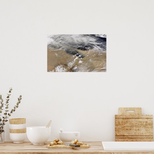 Staub bläst vor der Küste Libyens Poster (Küche)