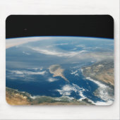 Staub über dem Mittelmeer und der Insel Zypern Mousepad (Vorne)
