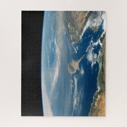Staub über dem Mittelmeer und der Insel Zypern Puzzle (Vertikal)