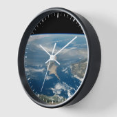 Staub über dem Mittelmeer und der Insel Zypern Uhr (Winkel)