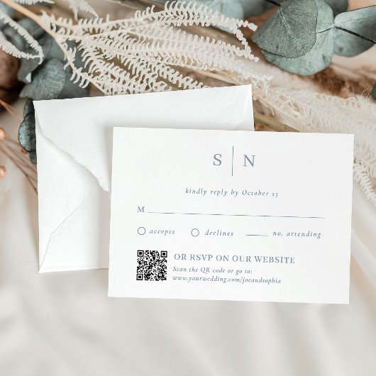 Staubblau Chic | Traditionell und QR Code RSVP Karte