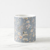 Staubblau Cottagecore Wildblumen Monogramm Kaffeetasse (Mittel)