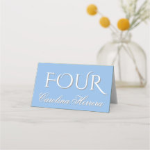 Staubblau elegante Schrift Gastname Nummer