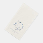 Staubblau Fine Art Florales Monogramm Hochzeit Serviette (Ecke)