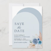 Staubblaue Blumige Boho Pampas Tor Foto QR Code Save The Date (Vorderseite)