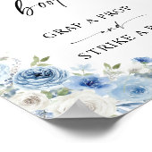 Staubblaue Elfenbein-Blumen-Fotobooth-Schilder Poster (Ecke)