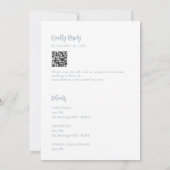Staubblaue Hochzeit Minimalistisch Moderne QR-Code Einladung (Rückseite)
