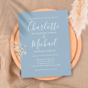 Staubblaue Hochzeit mit Signatur-Schriftzug Einladungspostkarte
