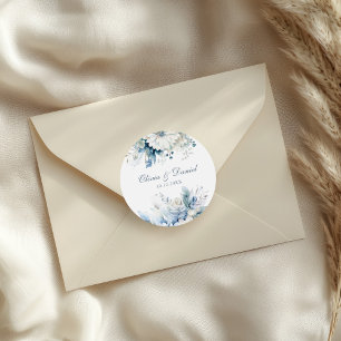 Staubblaue Hochzeitsaufkleber Namen und Datum Runder Aufkleber