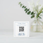 Staubblaue Kalligrafie QR-Code Hochzeit Begleitkarte (Stehend Vorderseite)