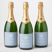 Staubblaue Küstenhochzeit Champagner Etikett (Flaschen)