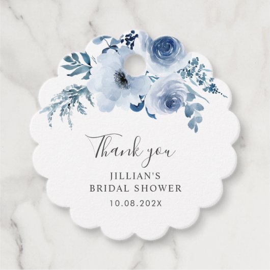 staubblaues blühendes Brautparty Geschenkanhänger (Vorderseite)