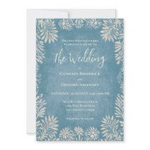 Staubblaues Blumen Hochzeit im rustikalen Vintage-