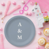 Staubblaues einfaches Monogramm Initial elegantes Pappteller (Party)