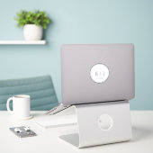 Staubblaues Monogramm Initial Minimal Trendige Hoc Aufkleber (Laptop auf Schreibtisch)