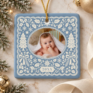 Staubblaues Spitzen-Papierkunst-Christmas-Neugebor Keramikornament